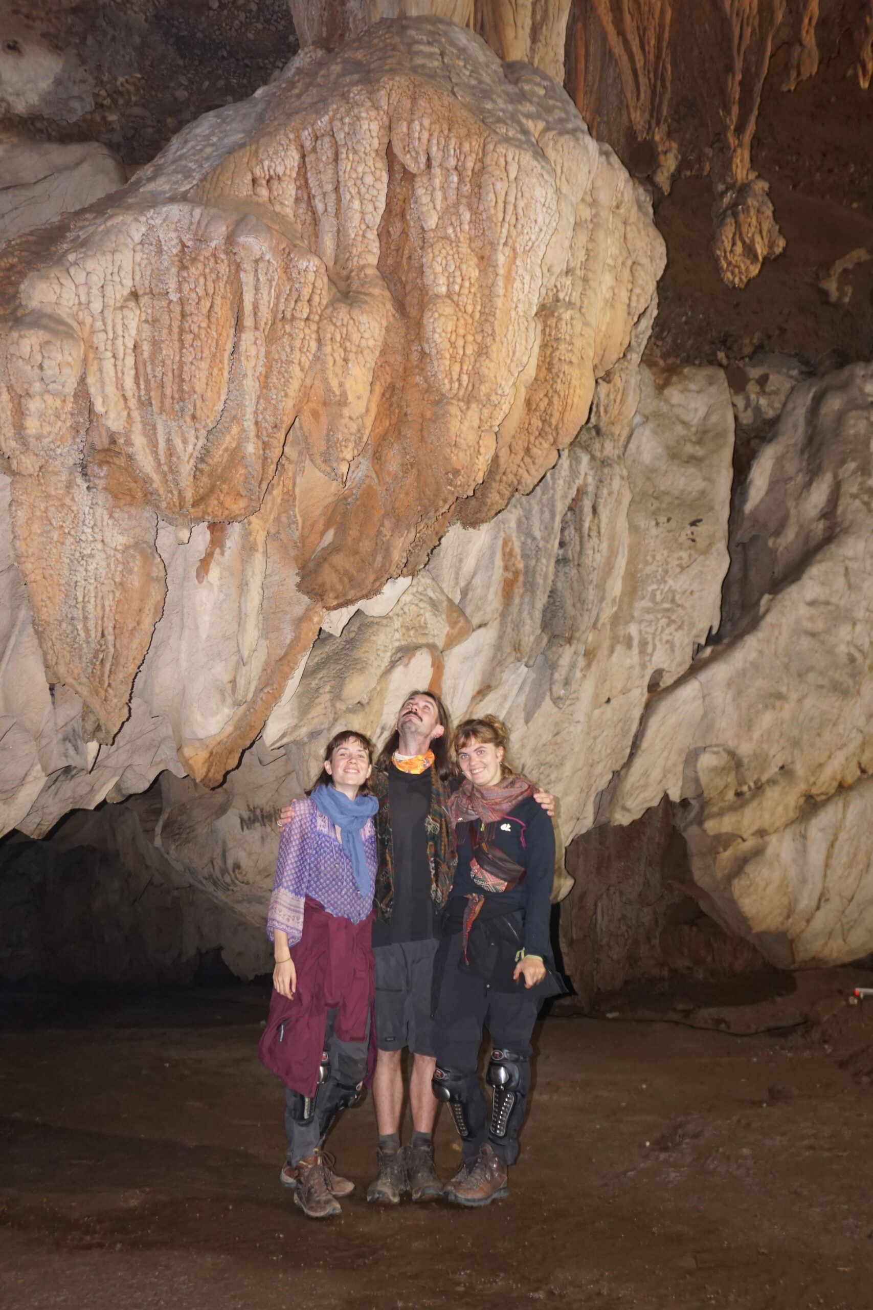 Höhle bei Ha Giang
